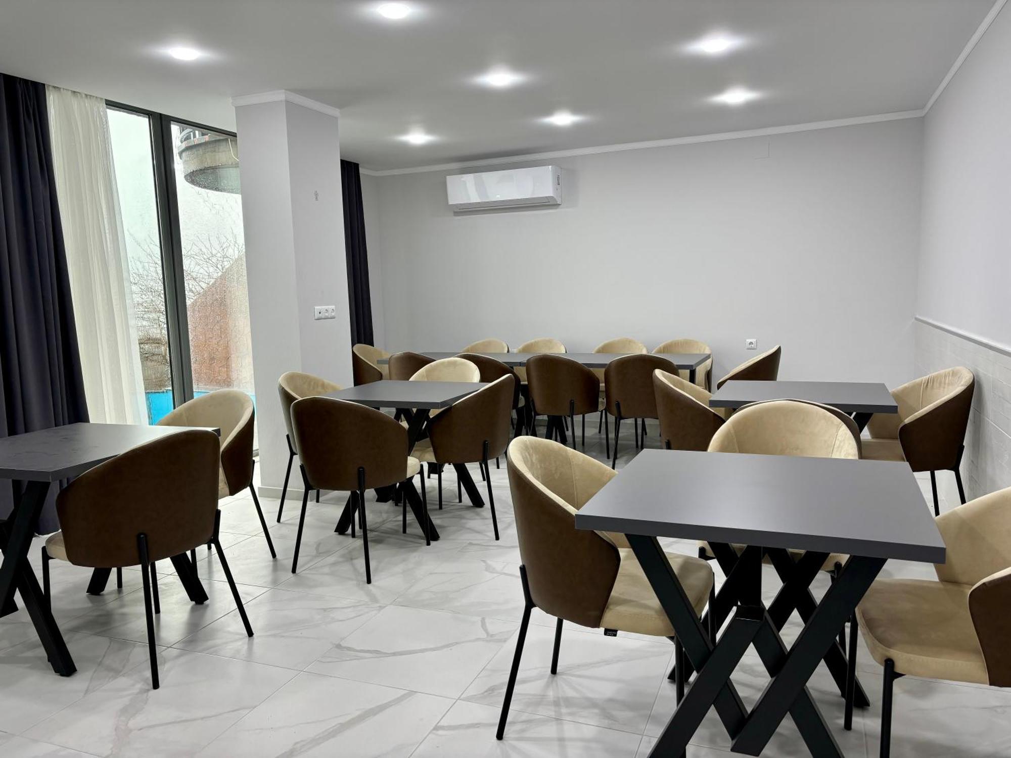 Hillside Inn Batumi Luaran gambar