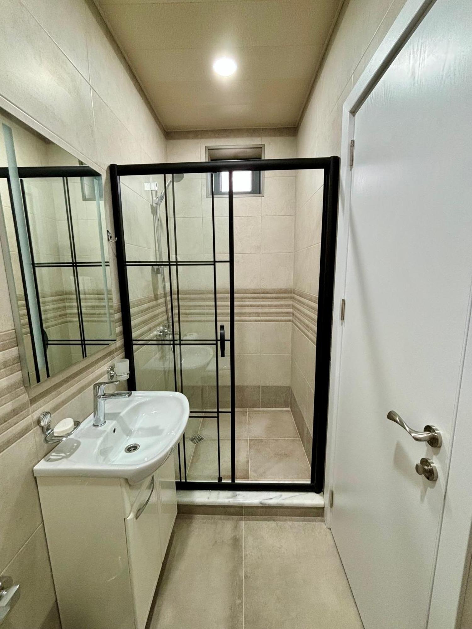 Hillside Inn Batumi Luaran gambar